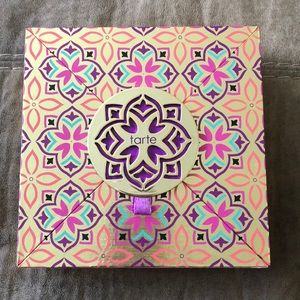 Tarte 2017 holiday palette